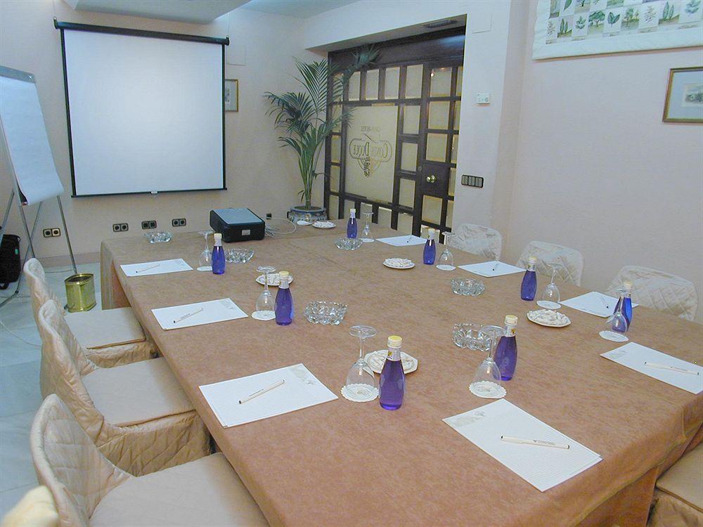 Sercotel Gran Hotel Conde Duque Madrid Facilities photo